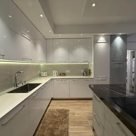 شقة Luxury Seaside Pool